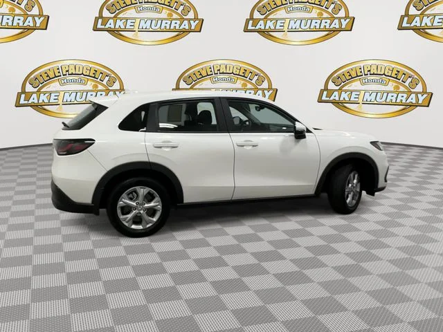 Certified Used 2025 Lunar Silver Metallic Honda LX image 4