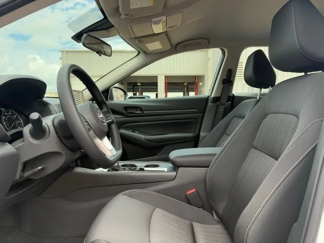 2026 Nissan Altima SV - Photo 6