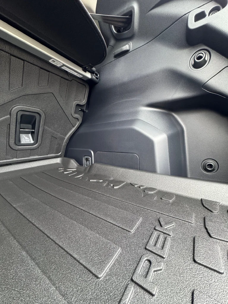 New 2027 MAGNETITE GRAY PEARL Subaru Limited image 12