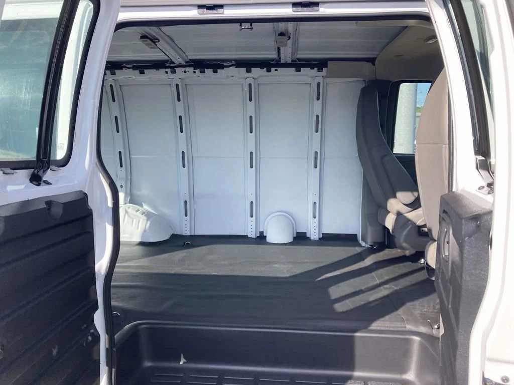 New 2026 Summit White GMC Work Van image 11