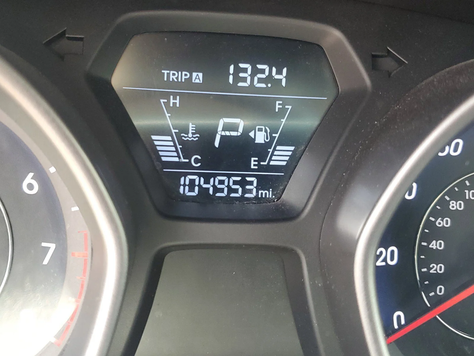 Used 2014 Radiant Silver Hyundai SE image 14
