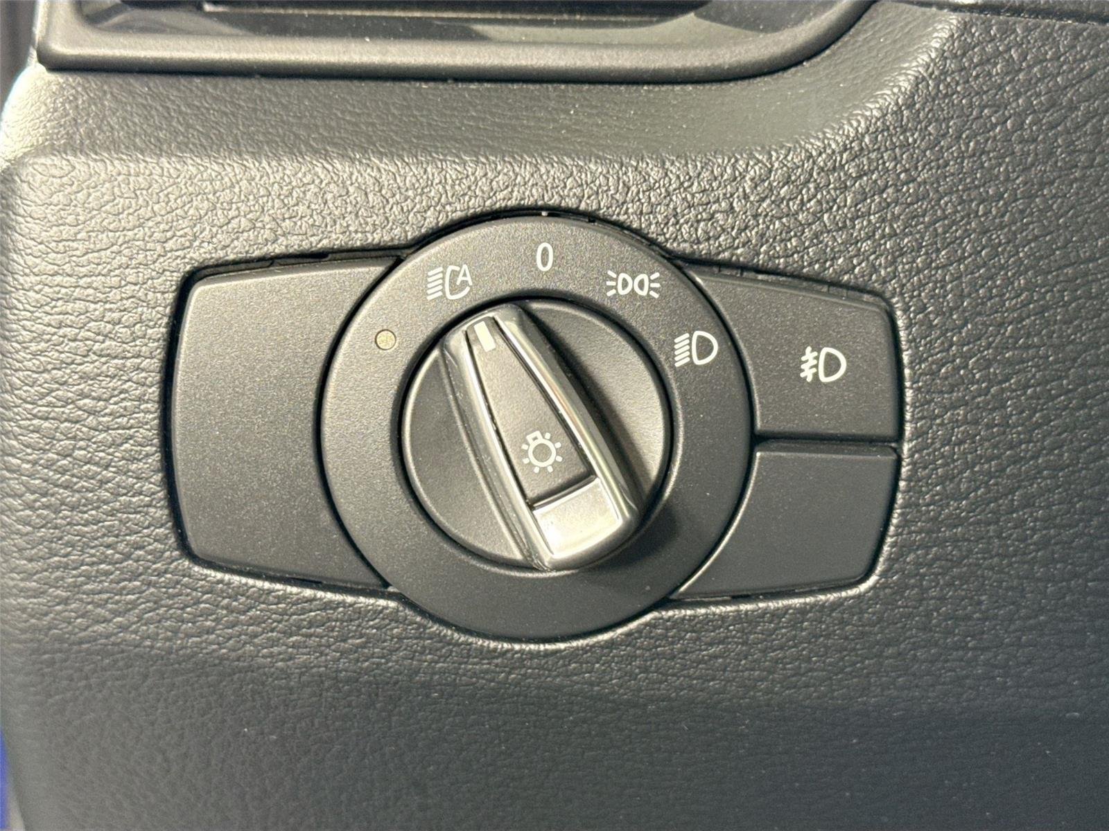 Used 2015 LeMans Blue Metallic BMW xDrive28i image 16