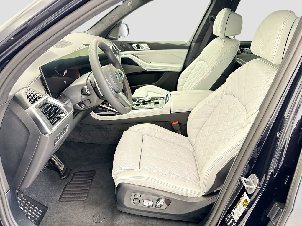 New 2027 Carbon Black Metallic BMW xDrive40i image 18