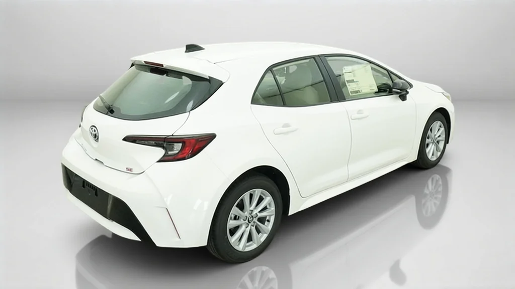 New 2027 Ice Cap Toyota SE image 10