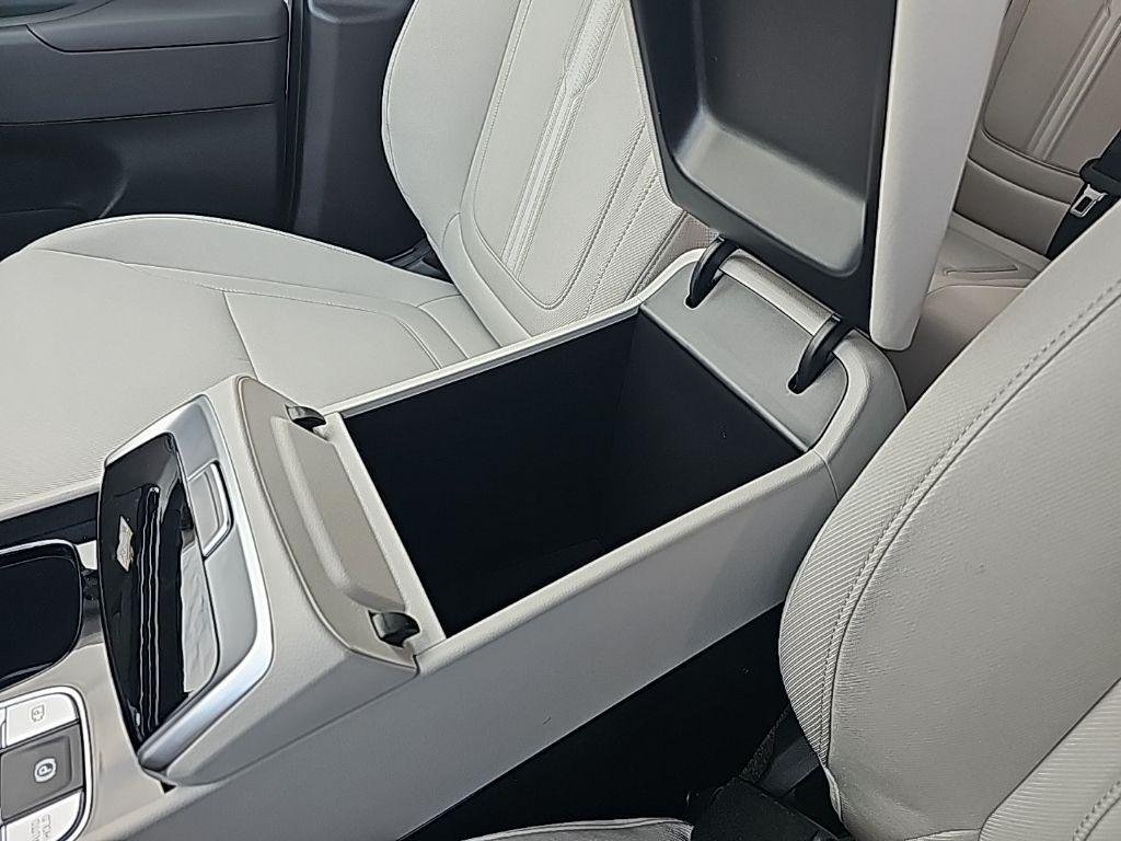 New 2026 White Hyundai SEL AWD image 24