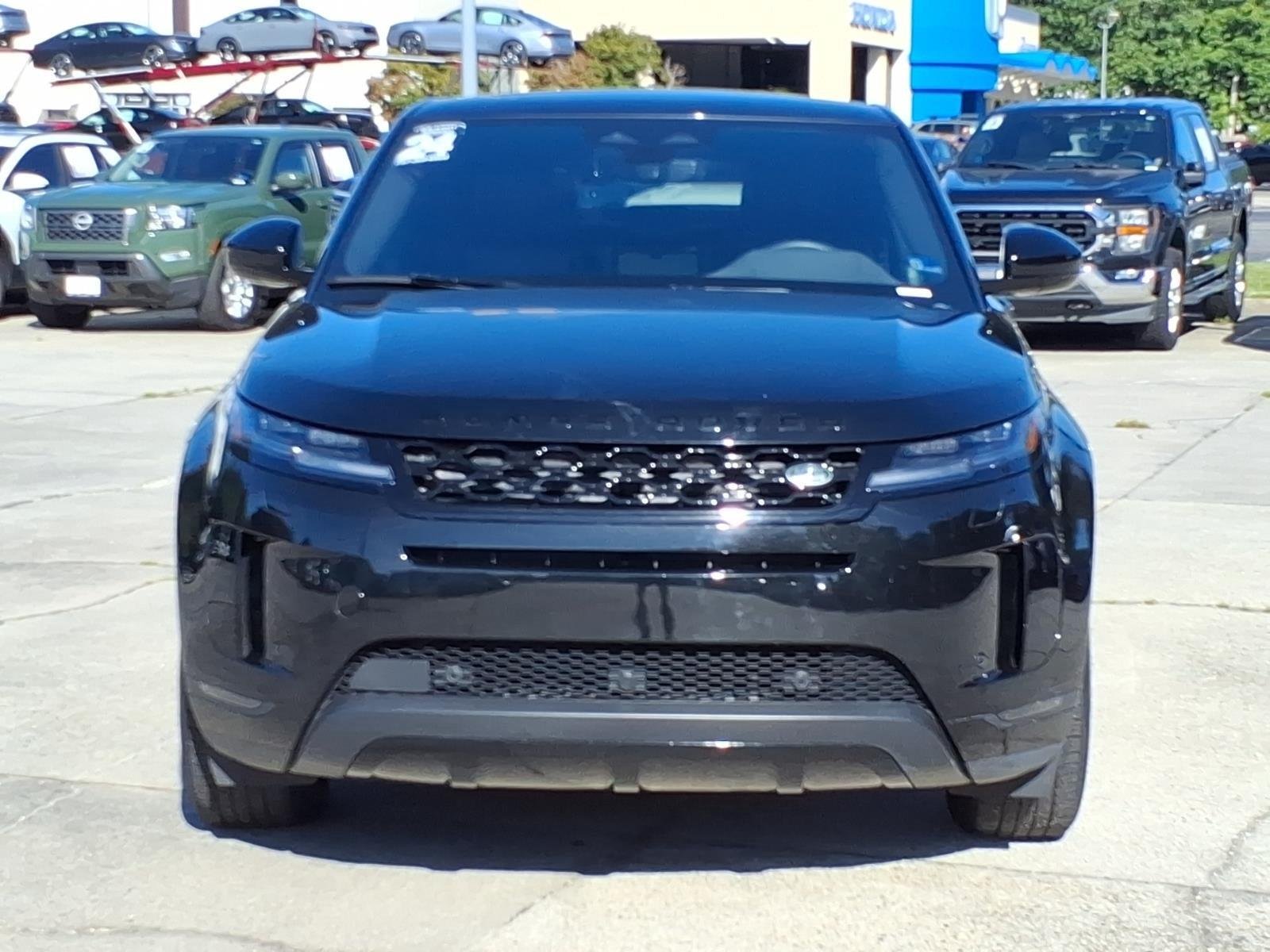 Used 2024 Santorini Black Metallic Land Rover Core S image 2