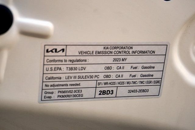 Used 2023 White Kia LX image 27