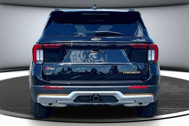 New 2026 Agate Black Metallic Ford Tremor® image 4