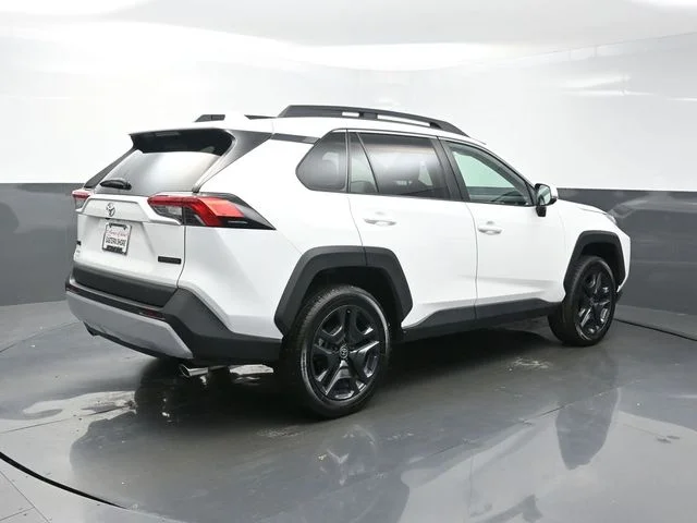 Used 2022 White Toyota Adventure image 7