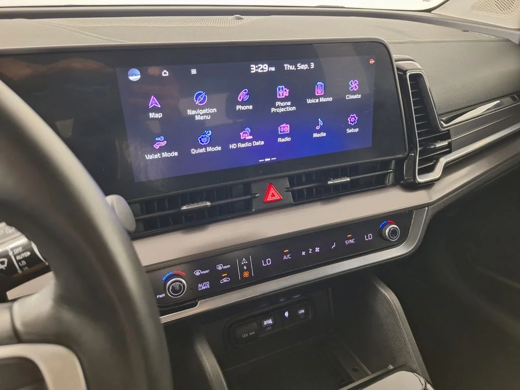Used 2025 Sapphire Blue Kia EX image 14