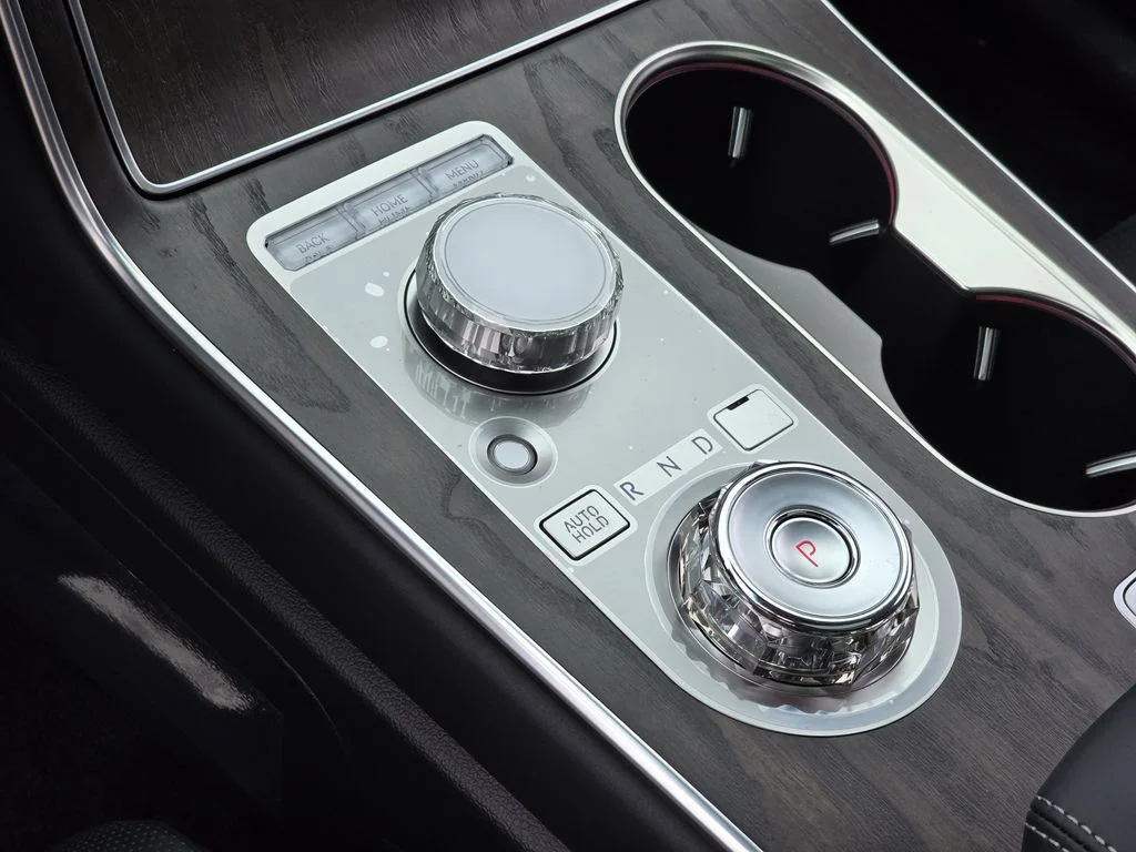 New 2026 Silver Genesis 3.5T Prestige image 17