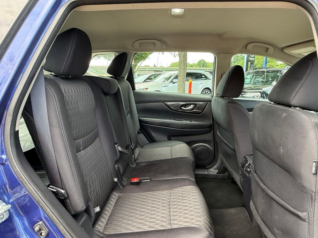 Used 2018 Blue Nissan S image 25