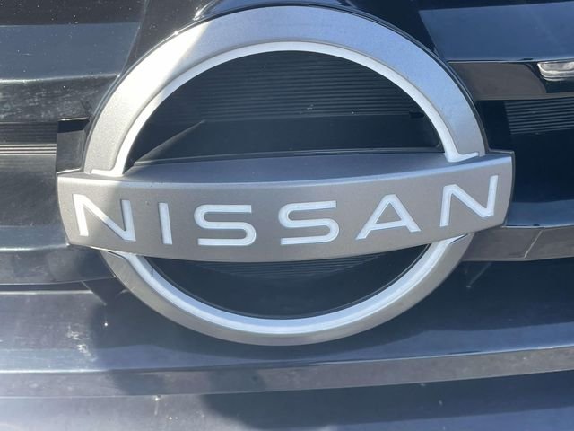 Used 2025 Blue Nissan SV image 3