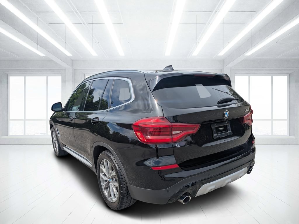 Used 2018 Black BMW xDrive30i image 5