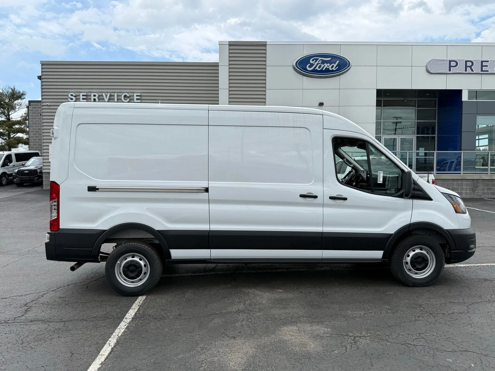 New 2026 Oxford White Ford Cargo Van image 15