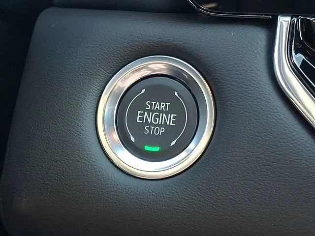 New 2026 Summit White GMC Elevation image 18