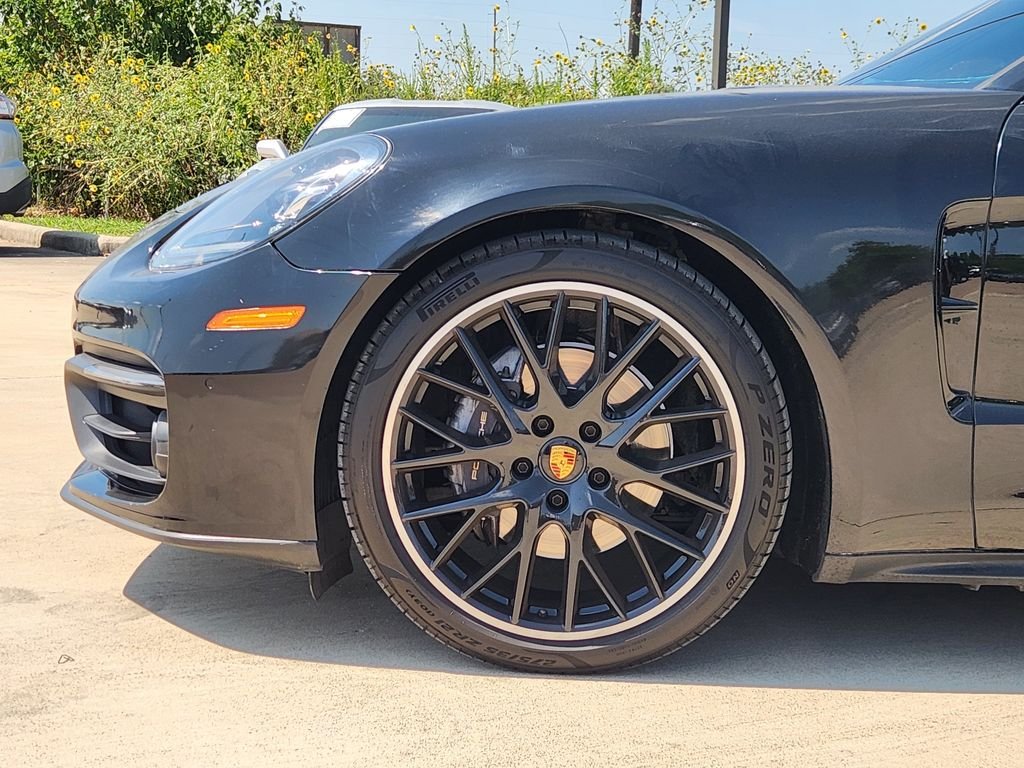 Used 2023 Black Porsche 4 image 9