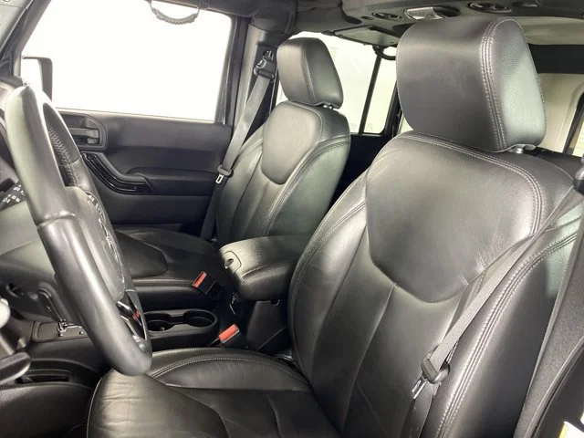 Used 2015 Black Jeep Unlimited Sahara image 15