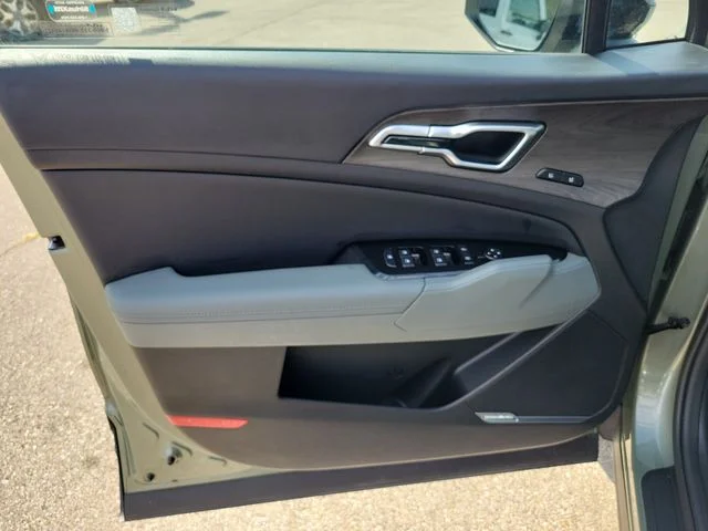 Used 2024 Green Kia X-Pro image 22