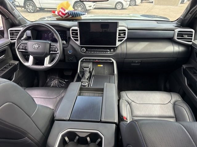 Used 2024  Toyota Platinum image 24