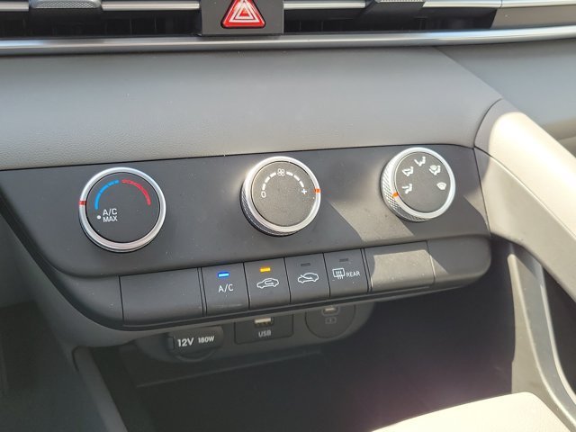 2026 Hyundai Elantra SE - Photo 23