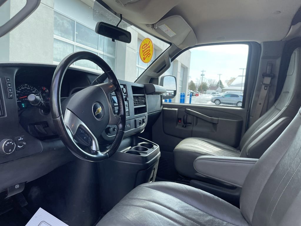 Used 2016 Cyber Gray Metallic Chevrolet 1WT image 12