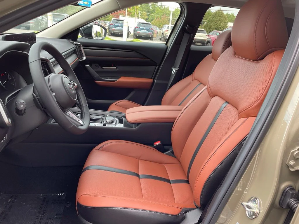New 2026 Beige/tan Mazda 2.5 Turbo Meridian Edition image 13