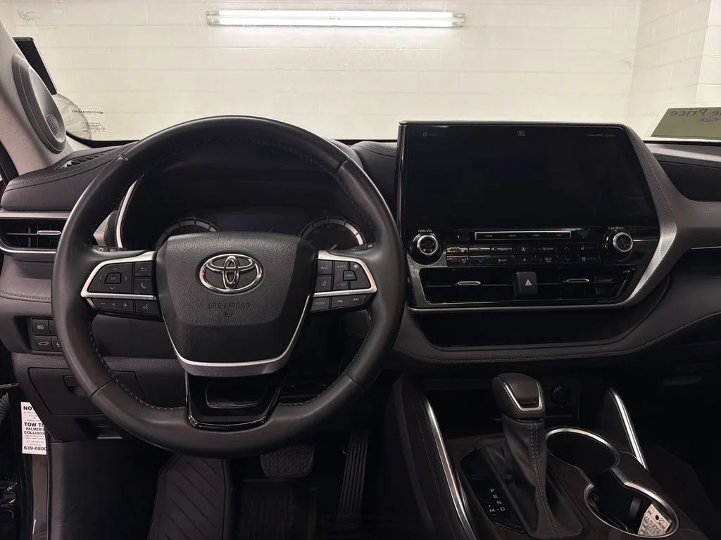 Certified Used 2022 Black Toyota Platinum image 9