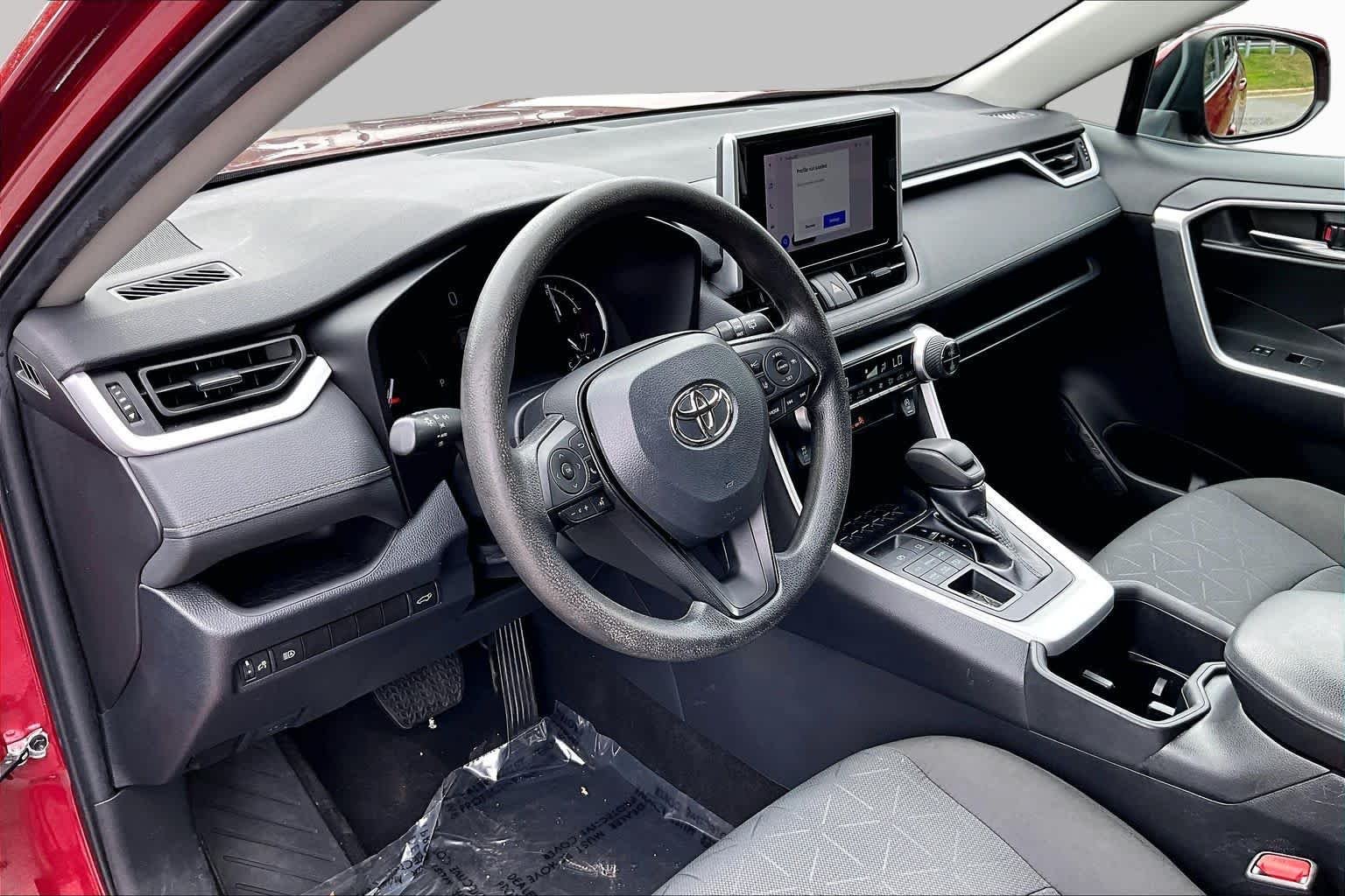 Used 2023 Ruby Flare Pearl Toyota XLE image 18