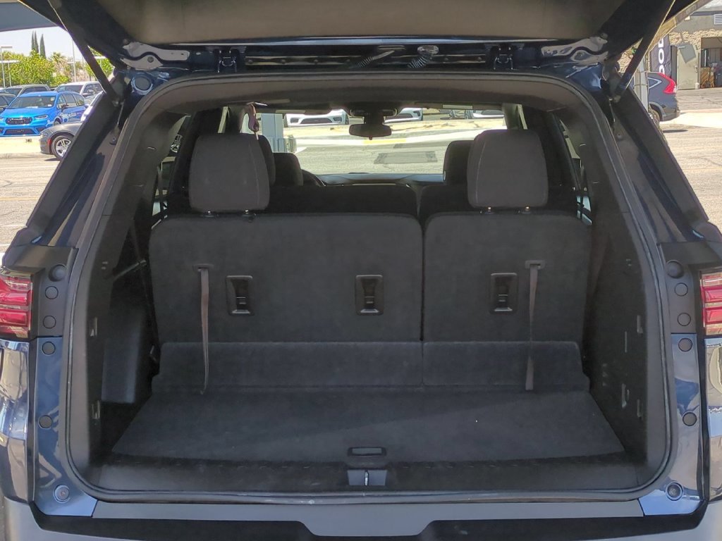 Used 2023 Northsky Blue Metallic Chevrolet LT Cloth image 30