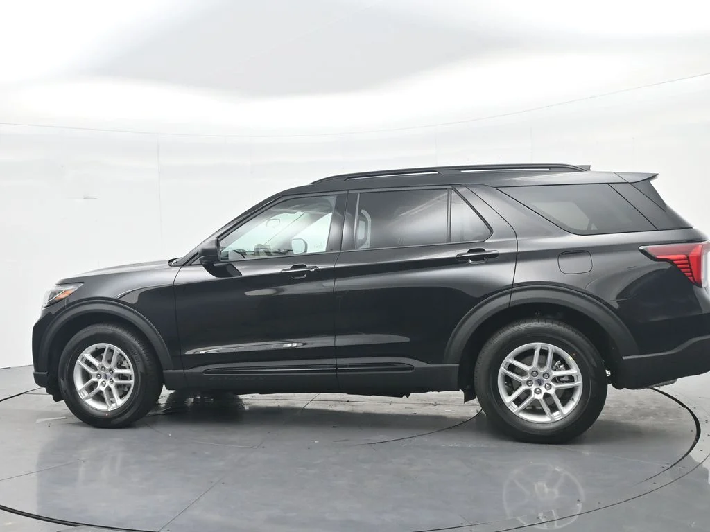 New 2026 Agate Black Metallic Ford Active image 10