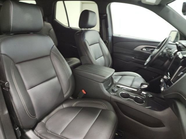 Used 2023 Mosaic Black Metallic Chevrolet LT Leather image 16
