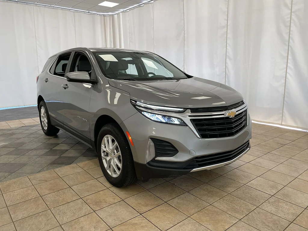 Used 2024 Sterling Gray Metallic Chevrolet LT image 34
