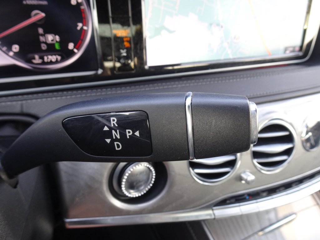 Used 2017 Black Mercedes-Benz S 550 image 21