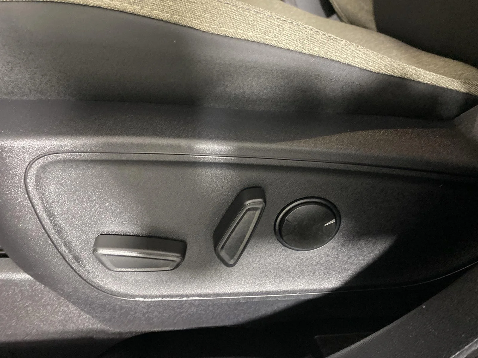 New 2026 Space White Metallic FORD Big Bend® image 11