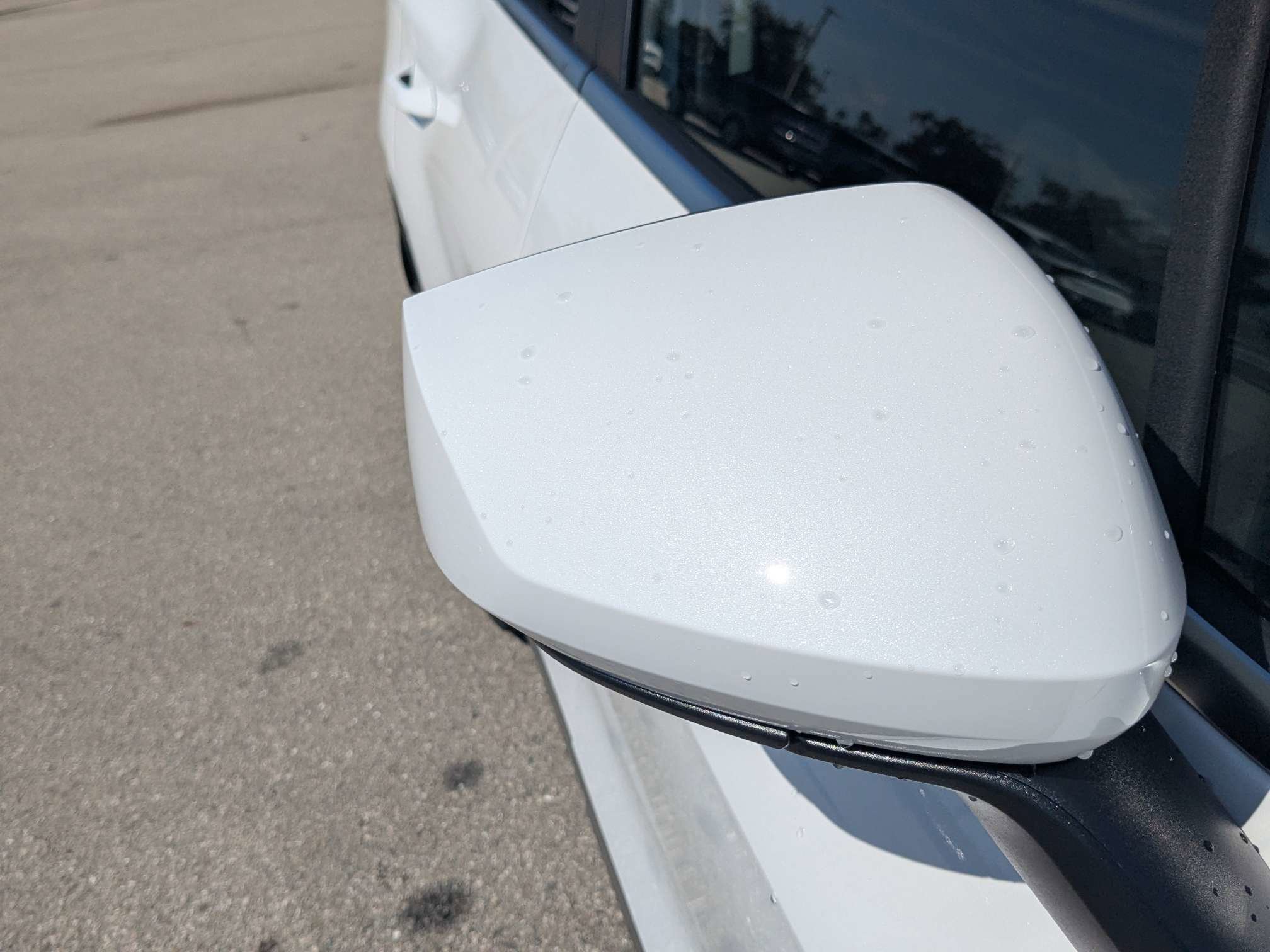 New 2026 Glacial White Pearl Kia LX image 12