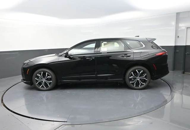 Used 2025 Black Toyota XLE image 4