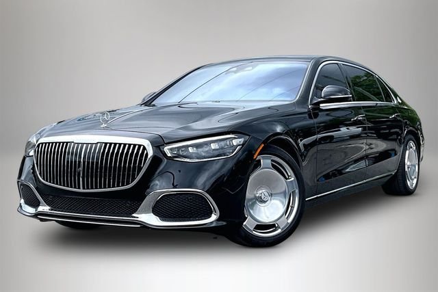 Used 2024 Brown Mercedes-Benz Maybach S 580 image 2