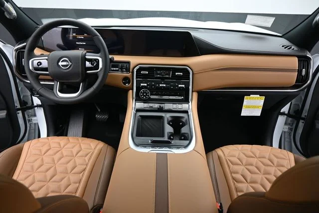 New 2026 Everest White TriCoat Nissan Platinum Reserve image 30