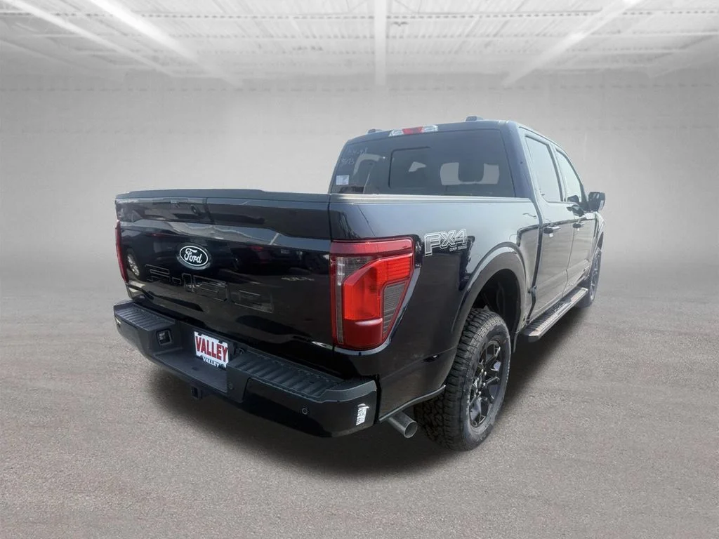 New 2026 Antimatter Blue Metallic Ford XLT image 3