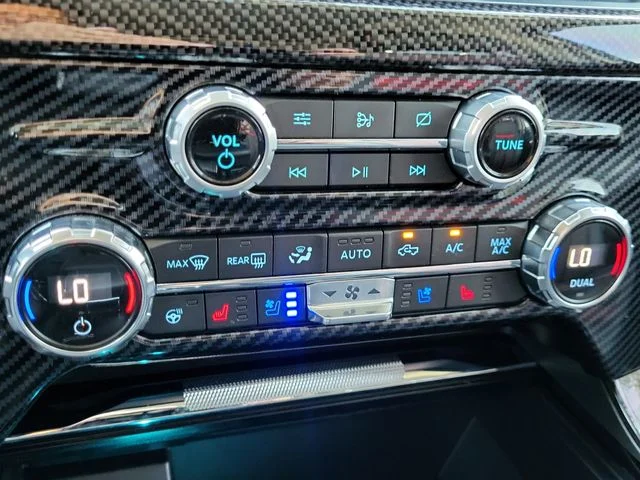 Used 2021 Silver Metallic Ford Lariat image 19