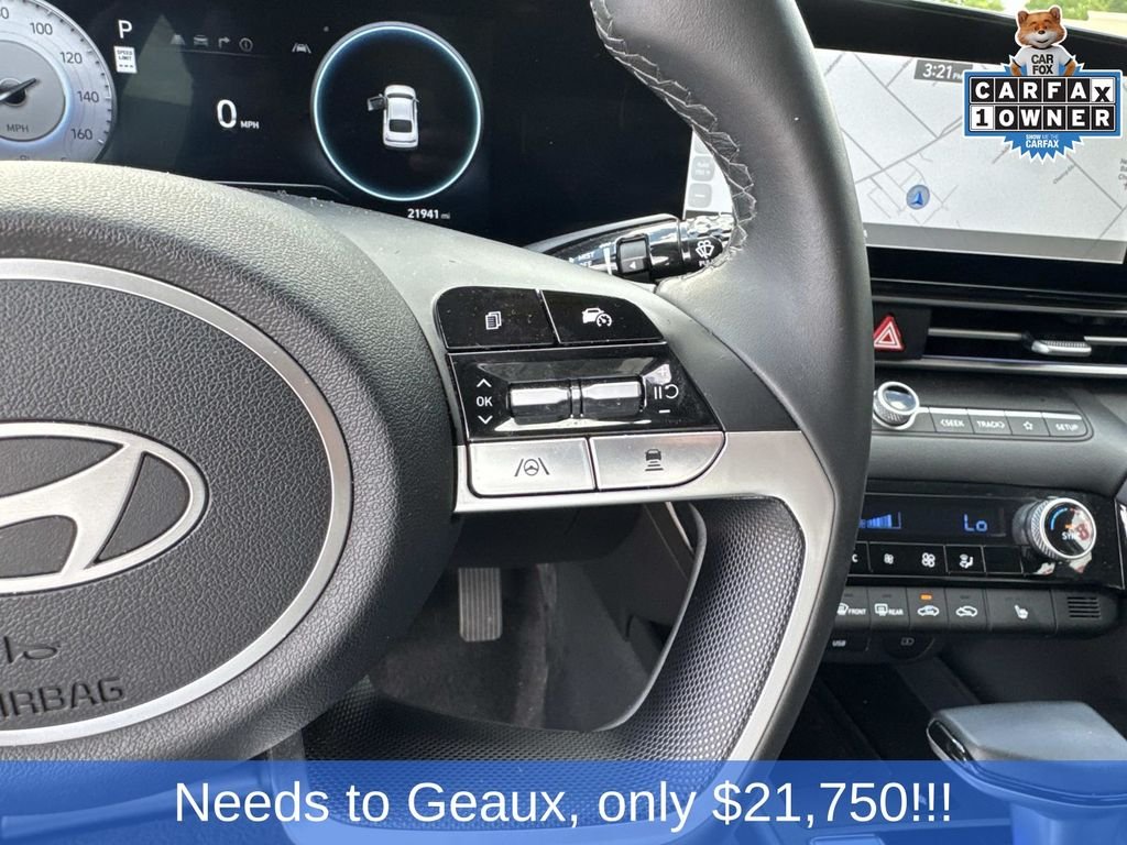 Used 2025 Gray Hyundai SEL Convenience image 43