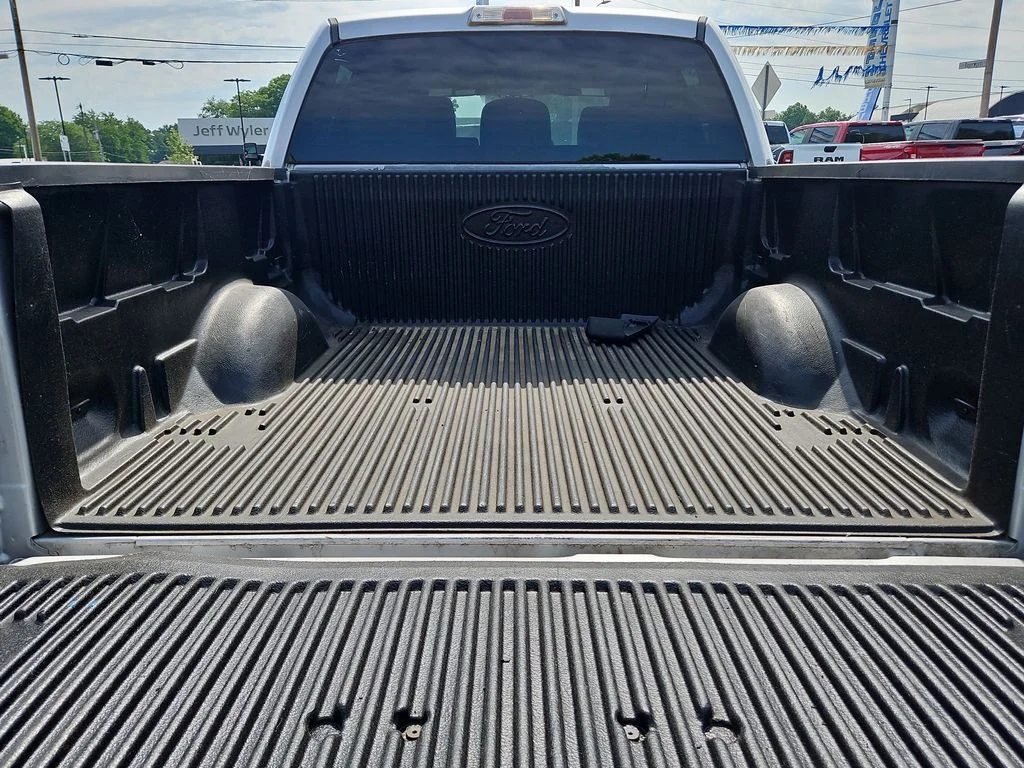 2012 Ford F-150 XLT - Photo 10