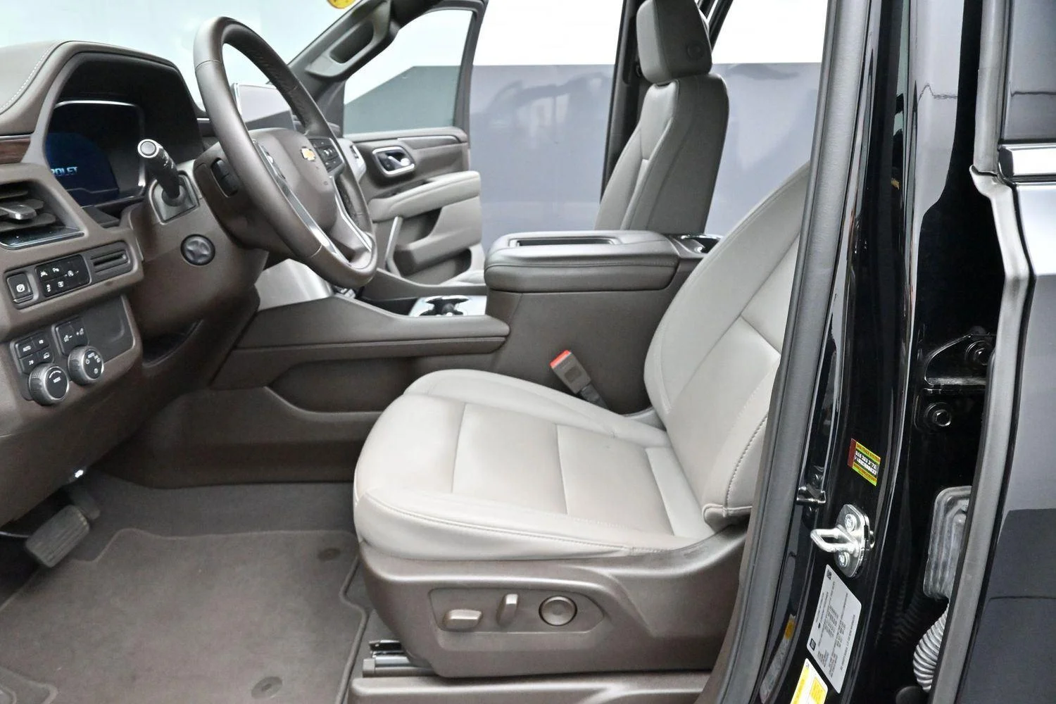 Used 2024 Black Chevrolet LT image 16