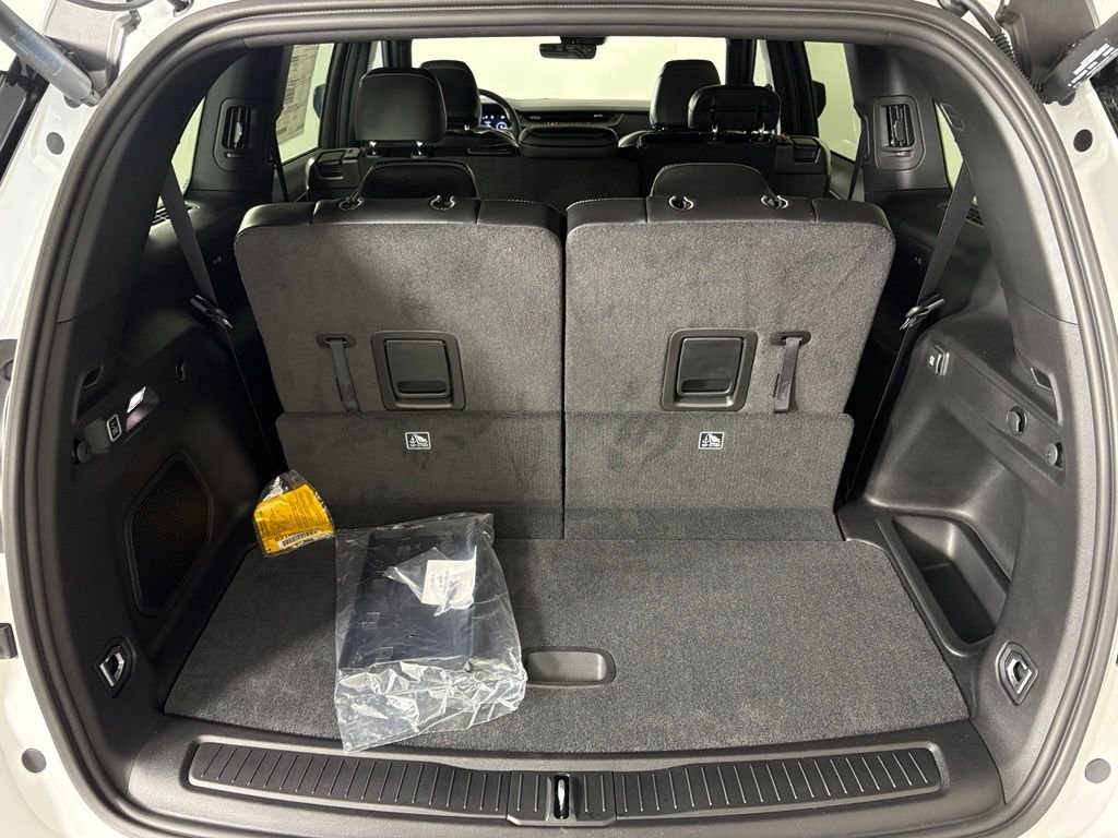 New 2026 Bright White Clearcoat Jeep Limited image 40