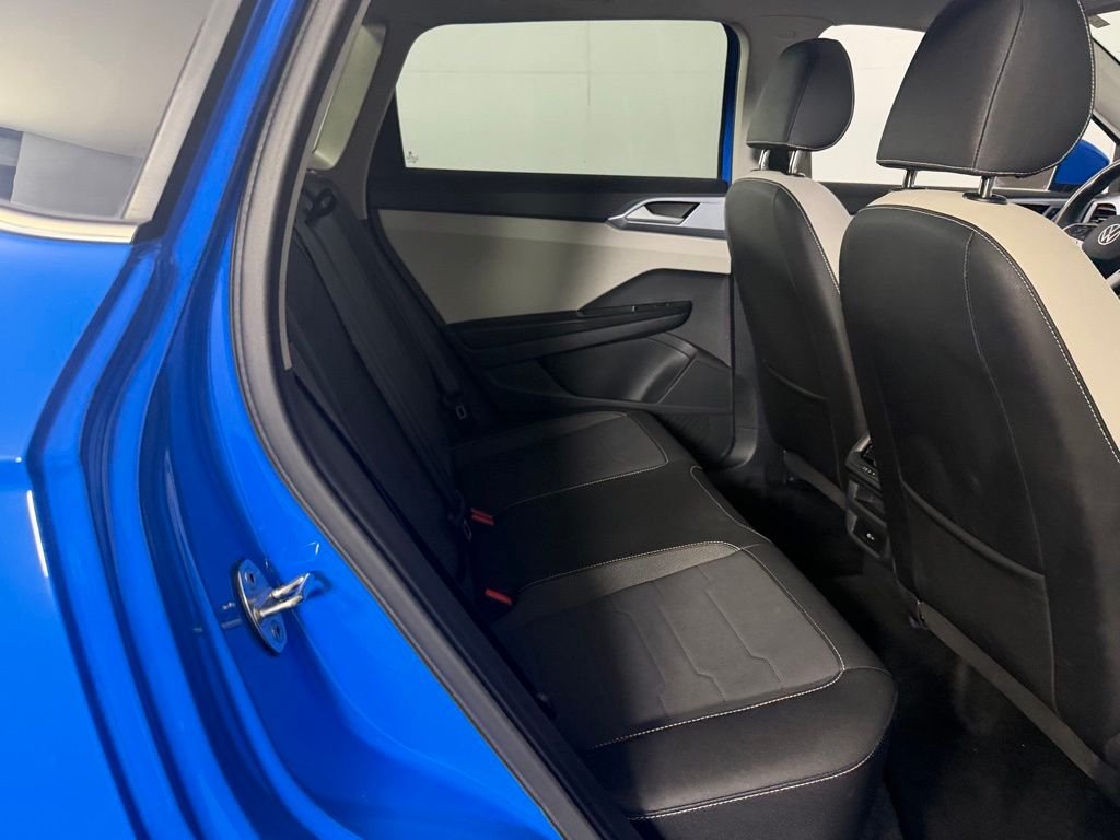 Used 2025 Blue Volkswagen 1.5T SE image 25