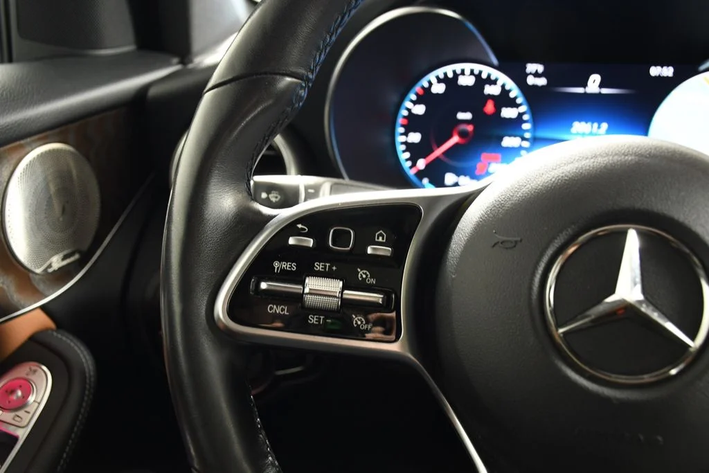 Used 2021 designo Cardinal Red Metallic Mercedes-Benz GLC 300 Coupe image 29