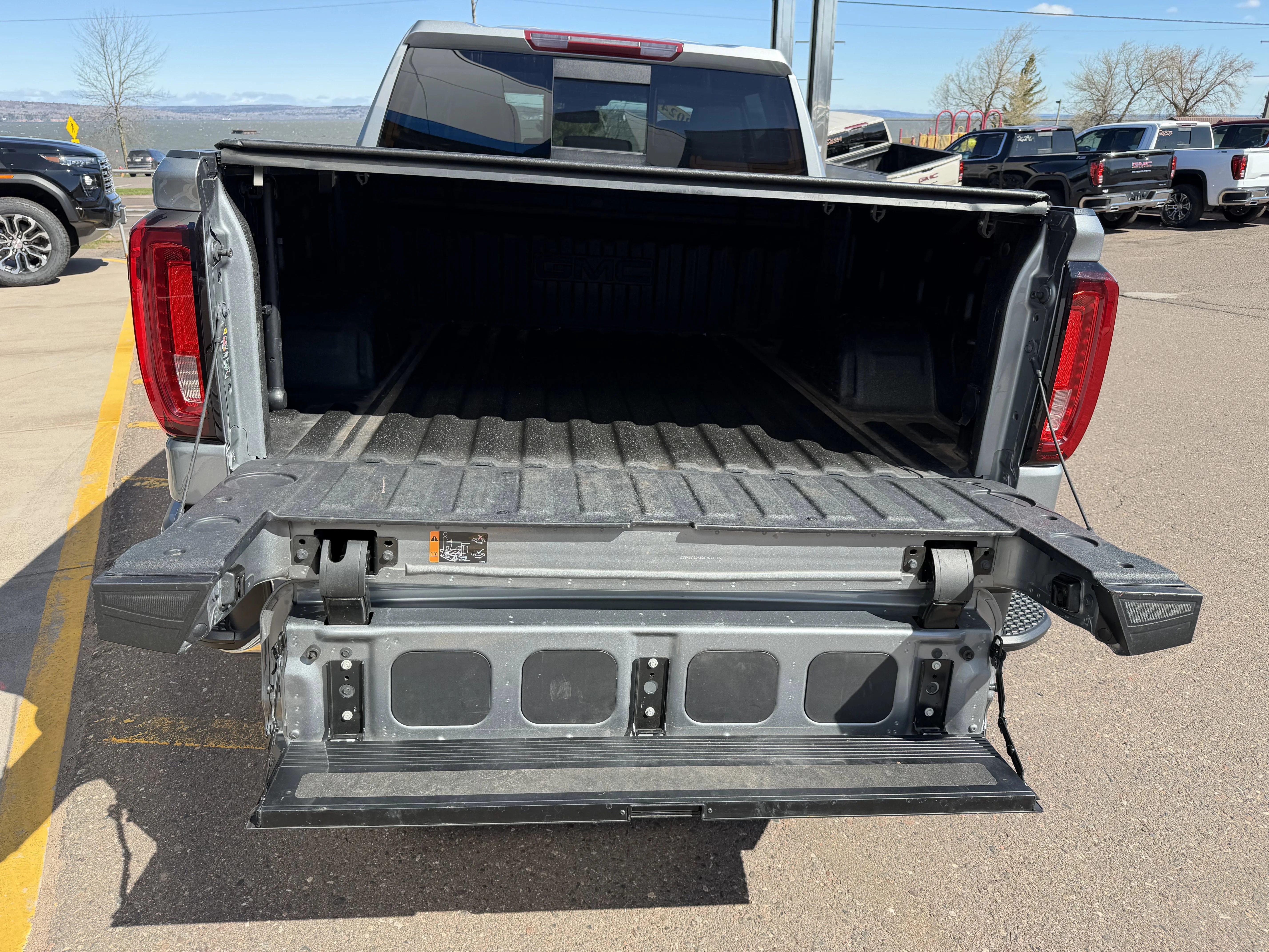 Used 2024 Sterling Metallic GMC SLT image 9