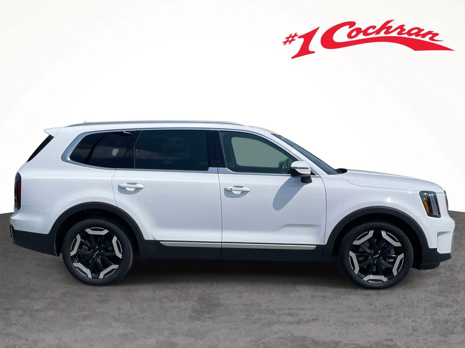 Certified Used 2025 Glacial White Pearl Kia EX image 8