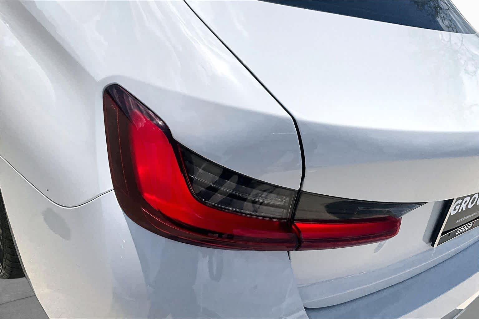 Used 2023 Alpine White BMW 330i image 28